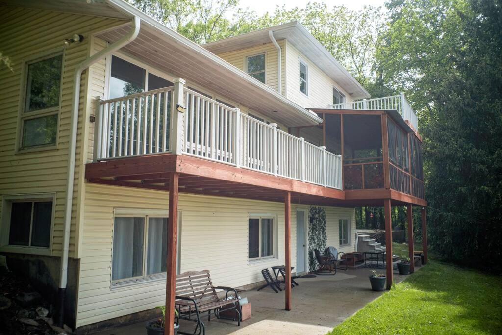 Finn'S Hideaway -Modern Family River Home Keokuk Exterior photo